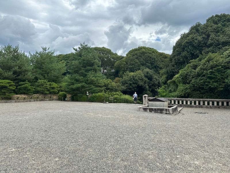 桃山御陵（京都・伏見）｜明治天皇伏見桃山陵